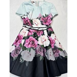 Ted Baker Wilmana Magnificent Floral Skater Dress Size Small Size 6-8